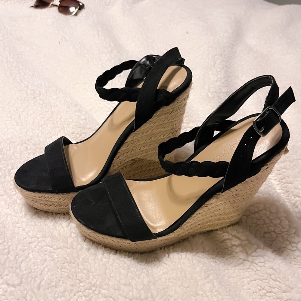 Platform Wedges - Picture 6 of 9